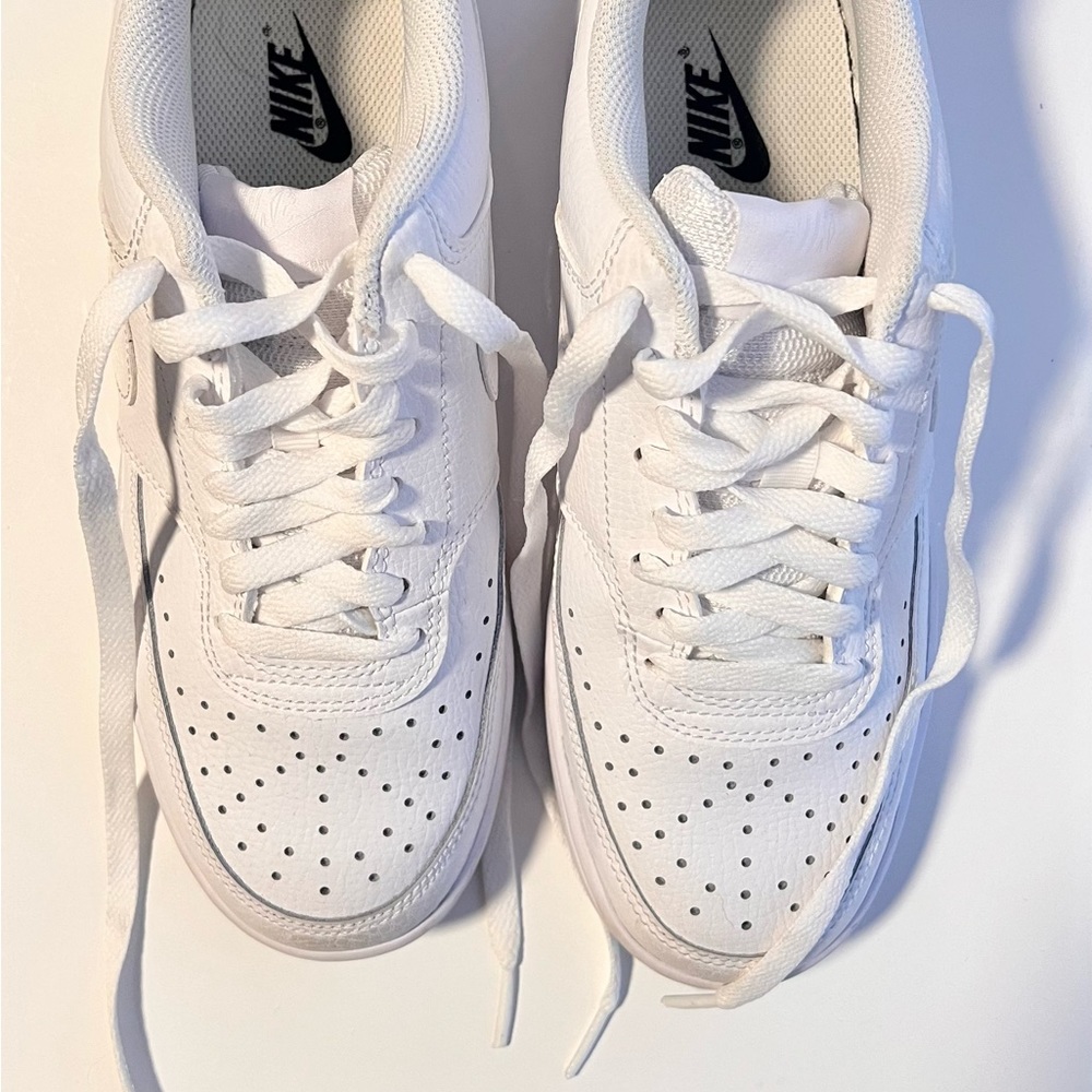 Women’s Nike Court vision low